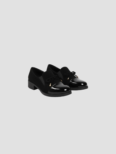 AVENYA | ZAPATOS PLANOS DE MUJER – SOFISTICACIÓN ATEMPORAL