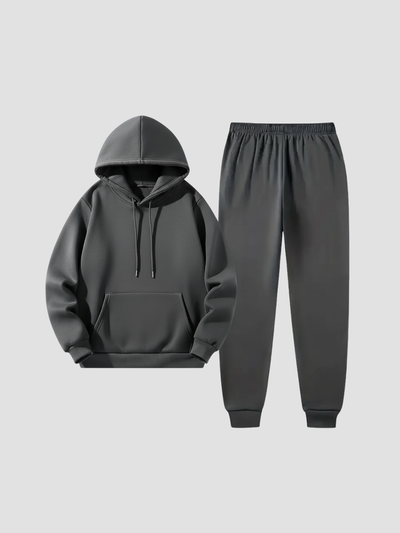 ARVION | CONJUNTO DE HOMBRE EN FELPA SUAVE – DISEÑO LIMPIO Y CONFORT CONTEMPORÁNEO