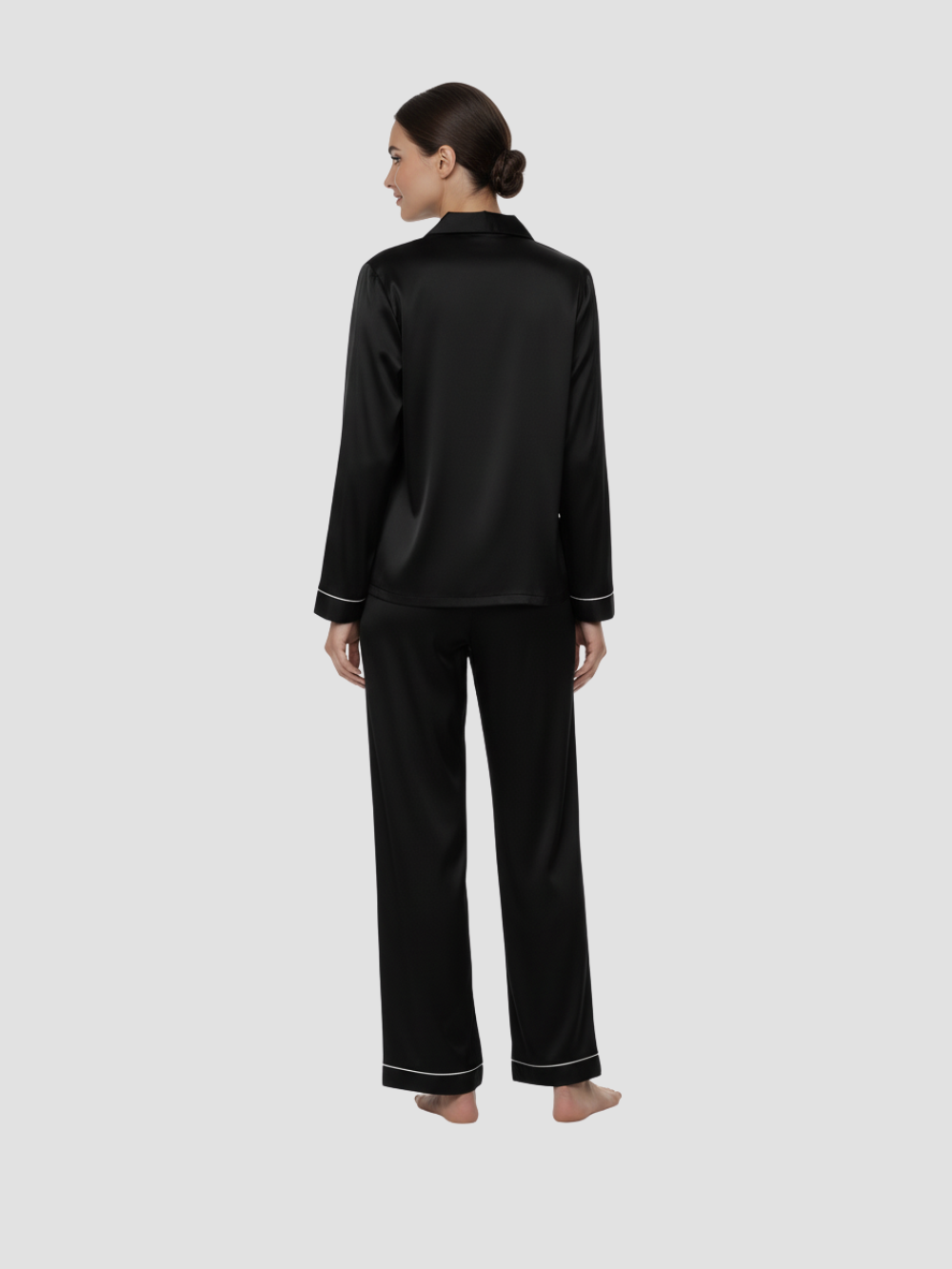 VELORA | 2PCS PIJAMA SATINADO DE MANGA LARGA – ELEGANCIA CLÁSICA Y CONFORT SUAVE