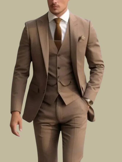EZQUERRA | TRAJE DE TRES PIEZAS | SOFISTICACIÓN ATEMPORAL