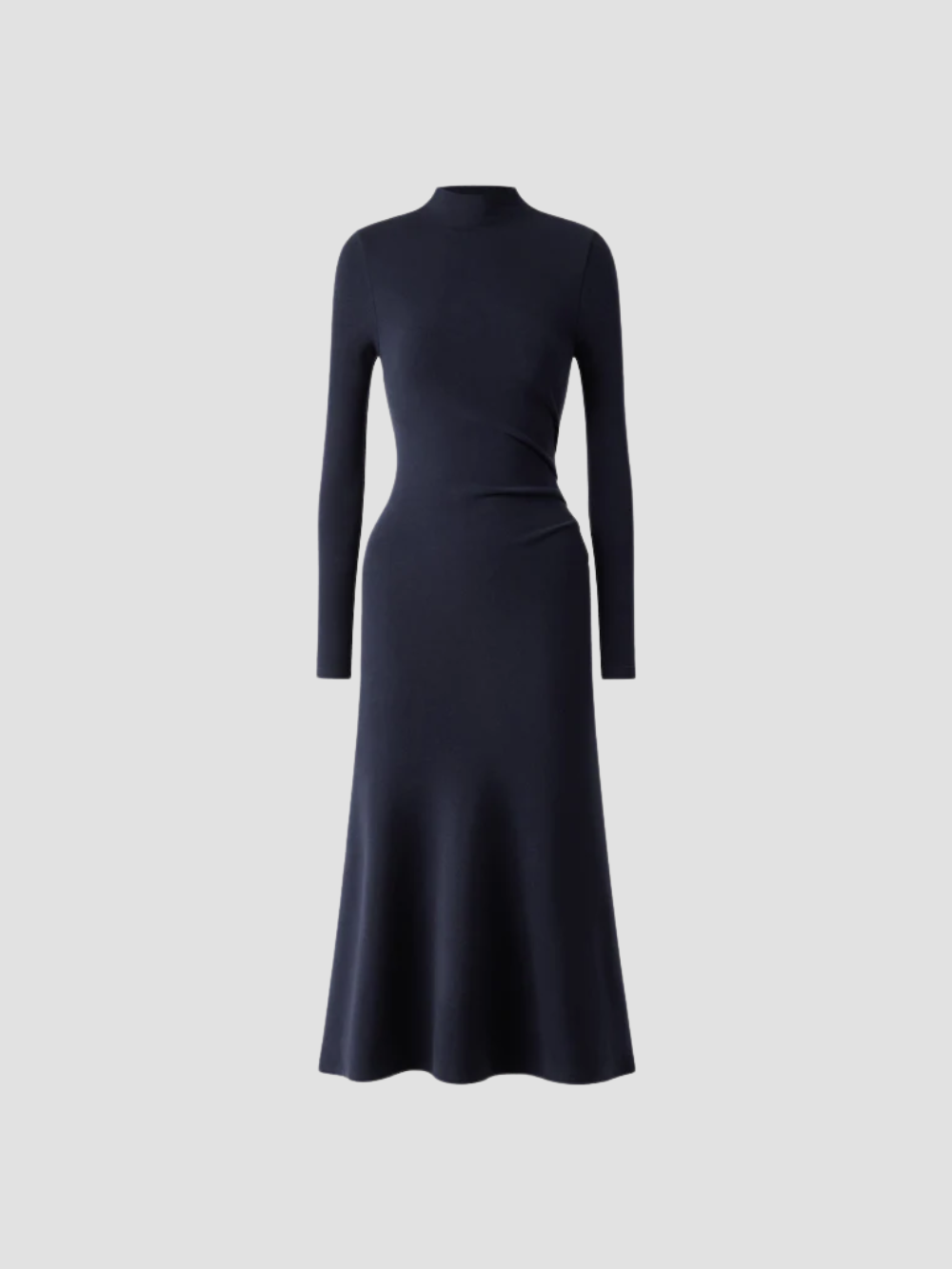 SOLARYN | VESTIDO MIDI TÉRMICO DE CUELLO ALTO – ELEGANCIA DEFINIDA Y CALIDEZ LIGERA