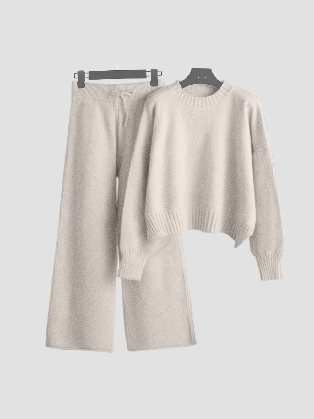 LUMIVELLE | CONJUNTO DE PUNTO PARA MUJER – SUAVIDAD ACOGEDORA Y LÍNEAS MODERNAS