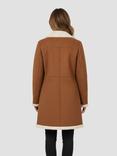 ALPAMIRA | ABRIGO CRUZADO CON FORRO SHERPA PARA MUJER – ELEGANCIA INVERNAL Y CALIDEZ SUPREMA