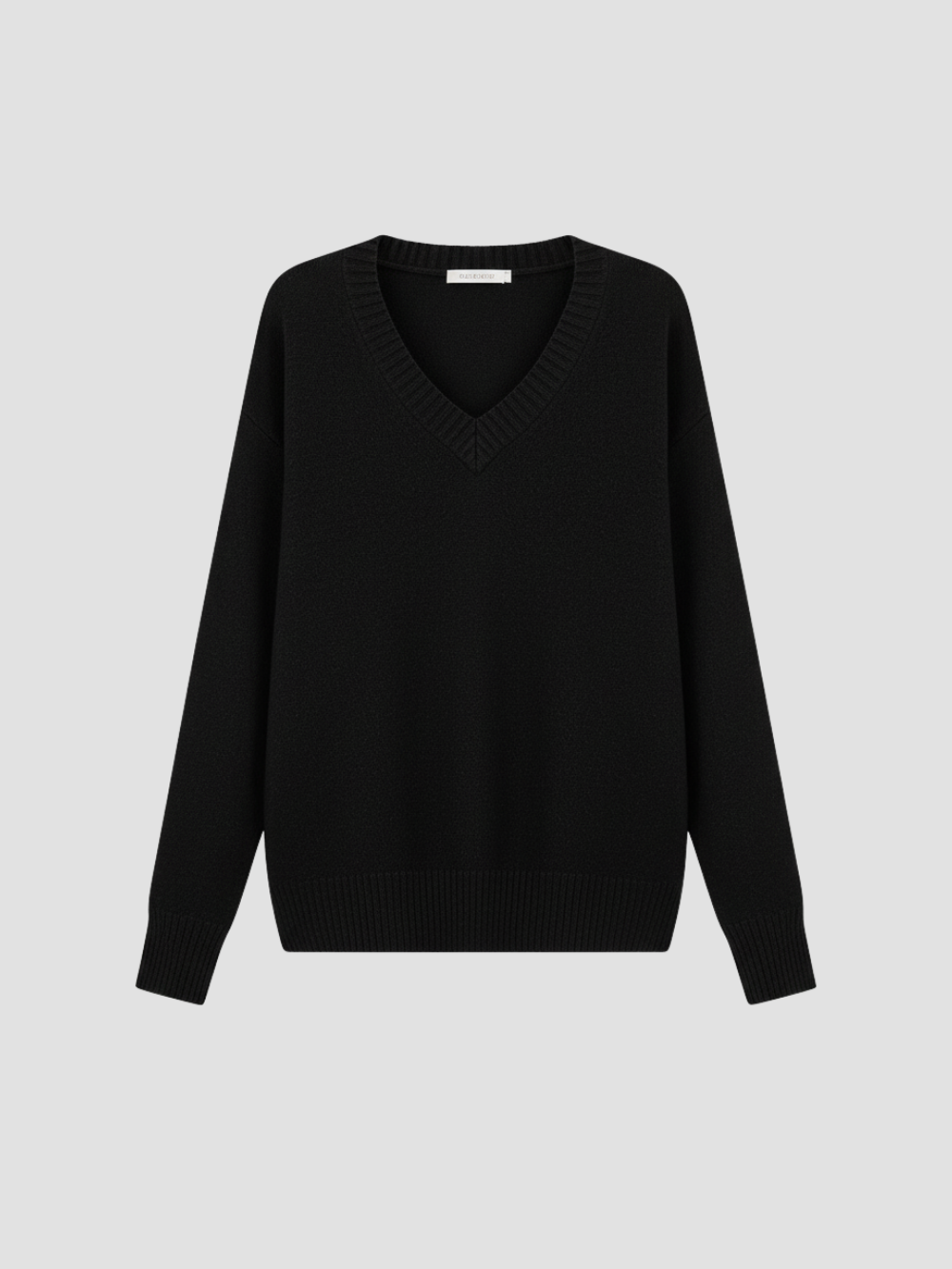 ALTHEVIA | SUÉTER DE MUJER CON ESCOTE EN V – TEXTURA SUAVE Y VERSATILIDAD ELEGANTE