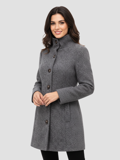 EULENA | ABRIGO DE MUJER CUELLO ALTO – ELEGANCIA LIMPIA Y ABRIGO LIGERO