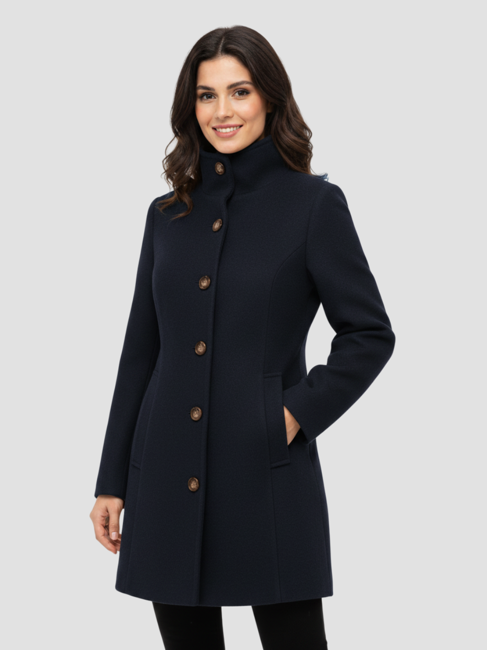 EULENA | ABRIGO DE MUJER CUELLO ALTO – ELEGANCIA LIMPIA Y ABRIGO LIGERO