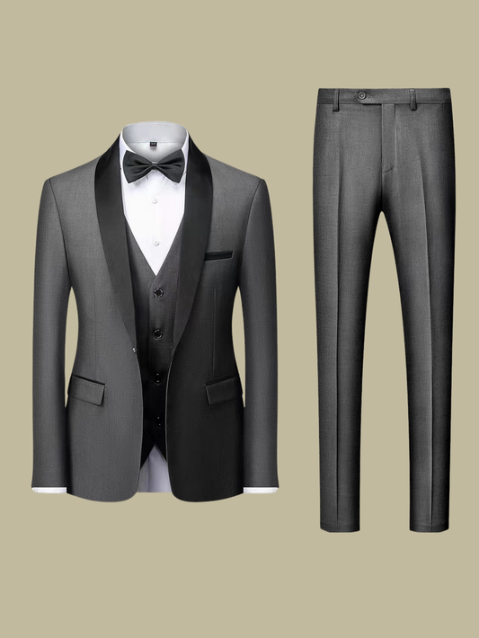 LEANDRO | TRAJE DE HOMBRE | SOLAPA SATINADA Y CORTE IMPECABLE