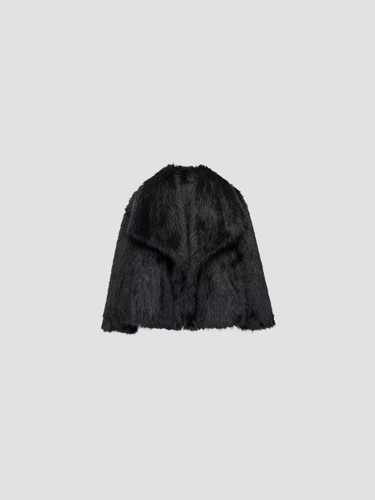 EVELINA | CHAQUETA DE PELUCHE – LUJO CONTEMPORÁNEO Y CALIDEZ SOFISTICADA