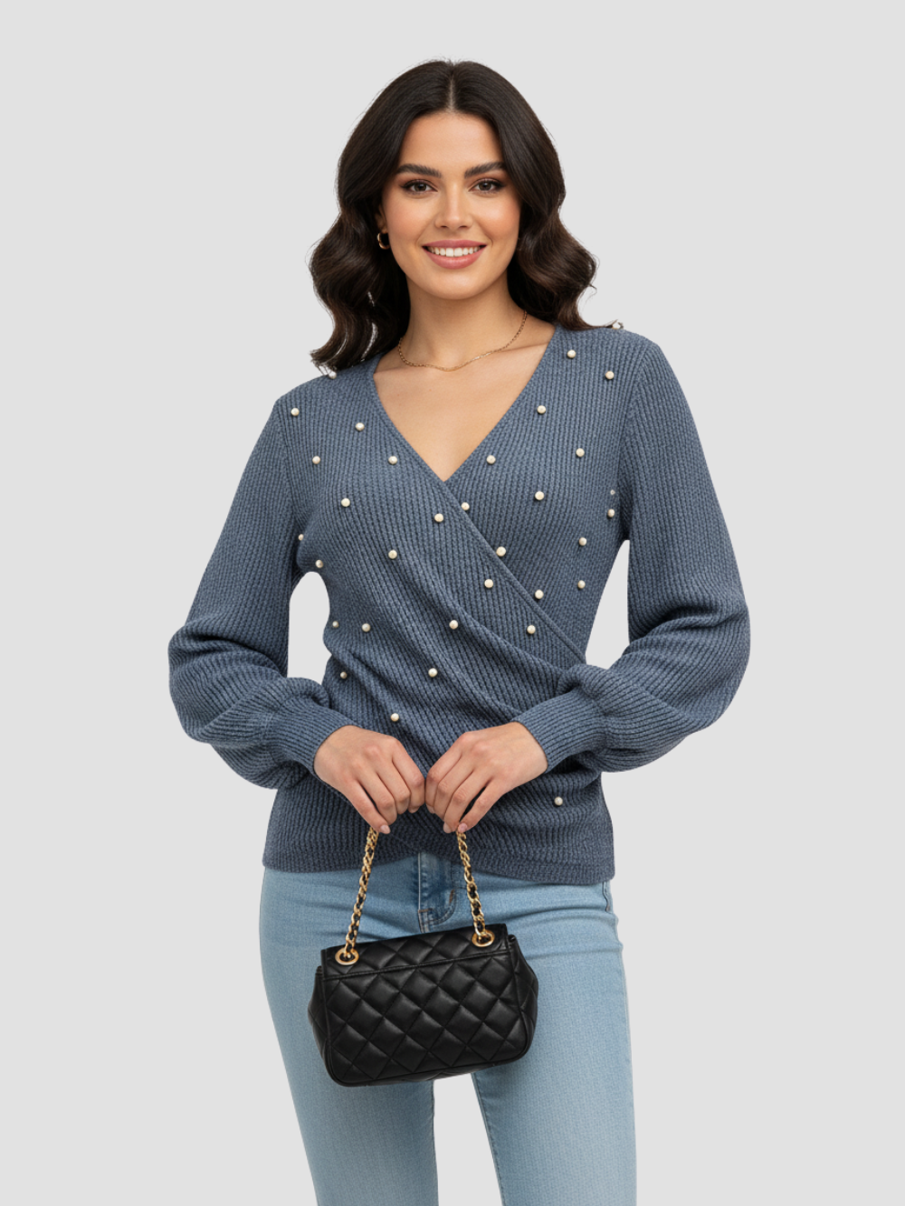 MARISEL | SUÉTER DE MANGA LARGA CON PERLAS – ENCANTO ENVOLVENTE Y CAÍDA ESBELTA