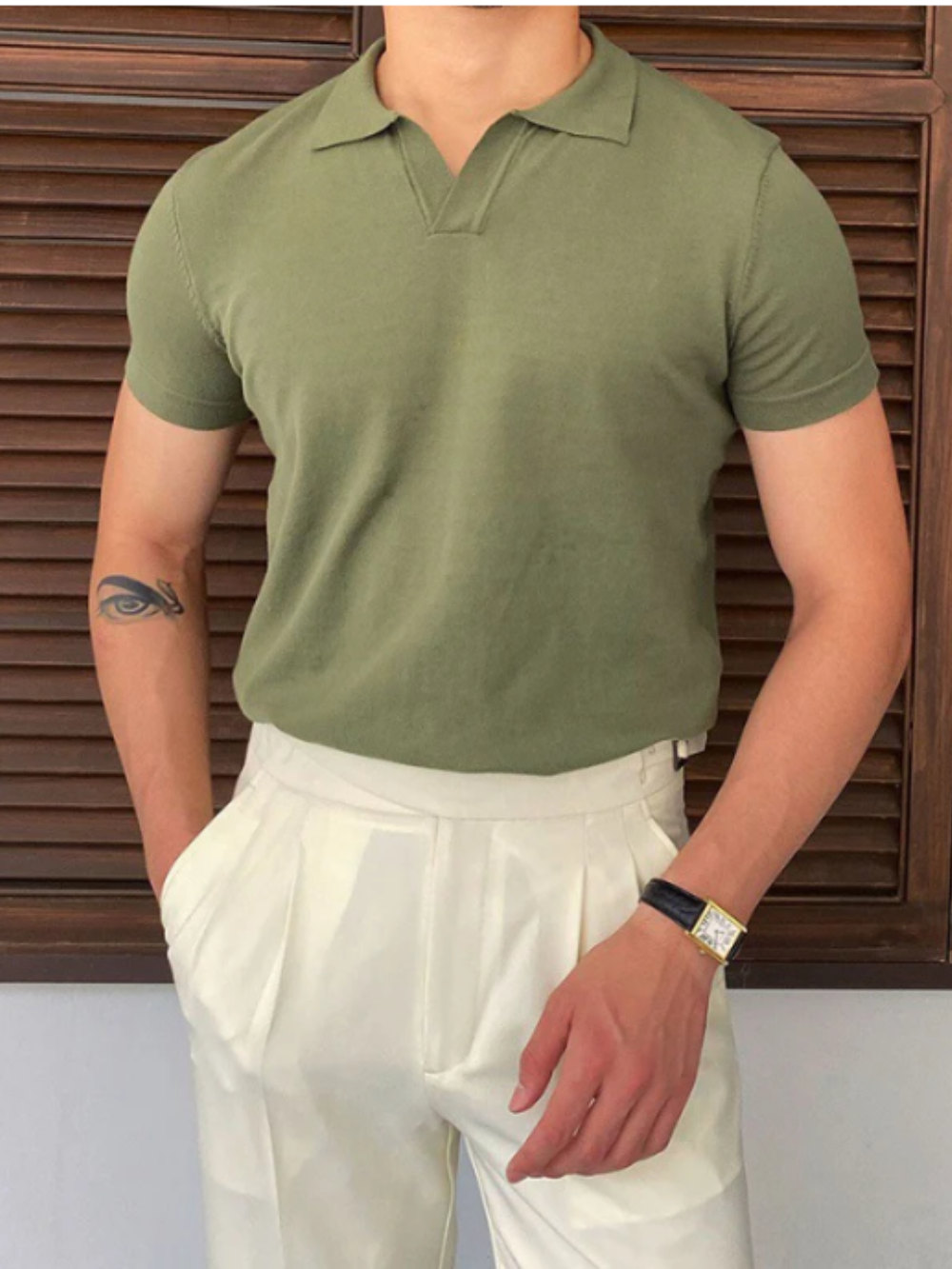 MATEO | POLO HOMBRE ABIERTO | LOOK CASUAL Y REFINADO