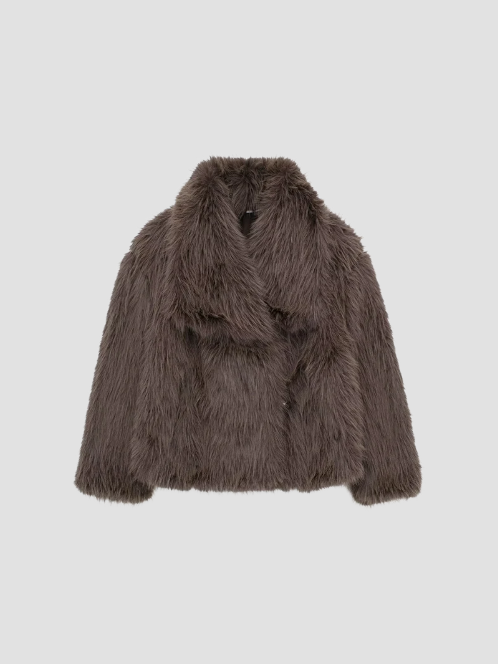 EVELINA | CHAQUETA DE PELUCHE – LUJO CONTEMPORÁNEO Y CALIDEZ SOFISTICADA