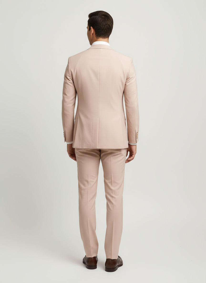 EZQUERRA | TRAJE DE TRES PIEZAS | SOFISTICACIÓN ATEMPORAL