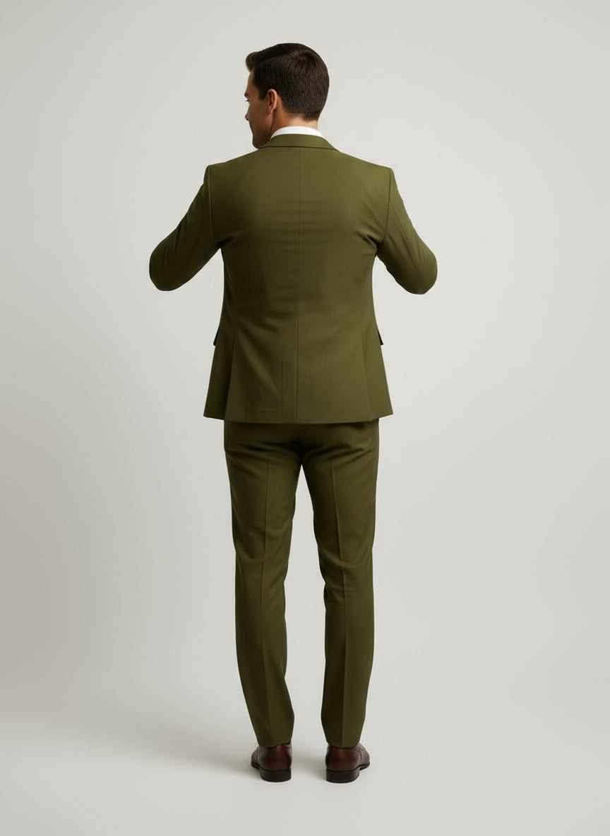 EZQUERRA | TRAJE DE TRES PIEZAS | SOFISTICACIÓN ATEMPORAL