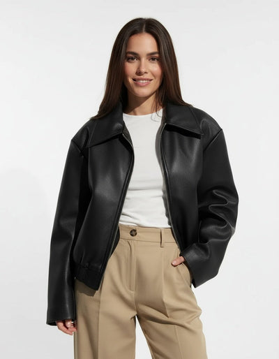 ARABELA | CHAQUETA DE CUERO PARA MUJER – ELEGANCIA AUDAZ Y SOFISTICACIÓN CONTEMPORÁNEA