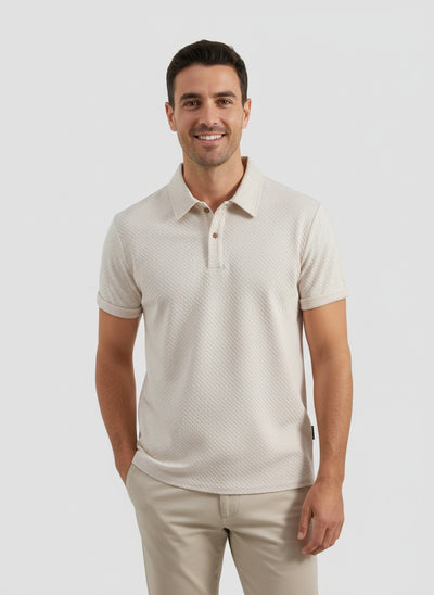 SANTILLANA | POLO RELAJADO | DETALLE TEXTURIZADO