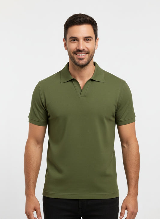 MATEO | POLO HOMBRE ABIERTO | LOOK CASUAL Y REFINADO