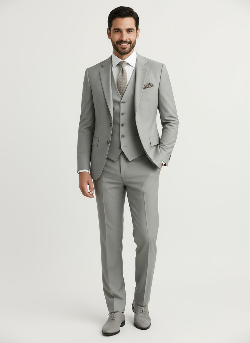 EZQUERRA | TRAJE DE TRES PIEZAS | SOFISTICACIÓN ATEMPORAL