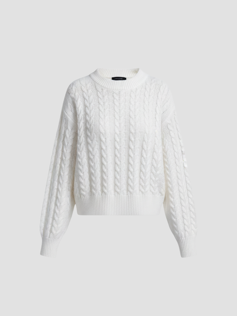 SERELINA | JERSEY DE MUJER CON ESCOTE PLEGADO – EQUILIBRIO ENTRE SENSUALIDAD Y DISTINCIÓN